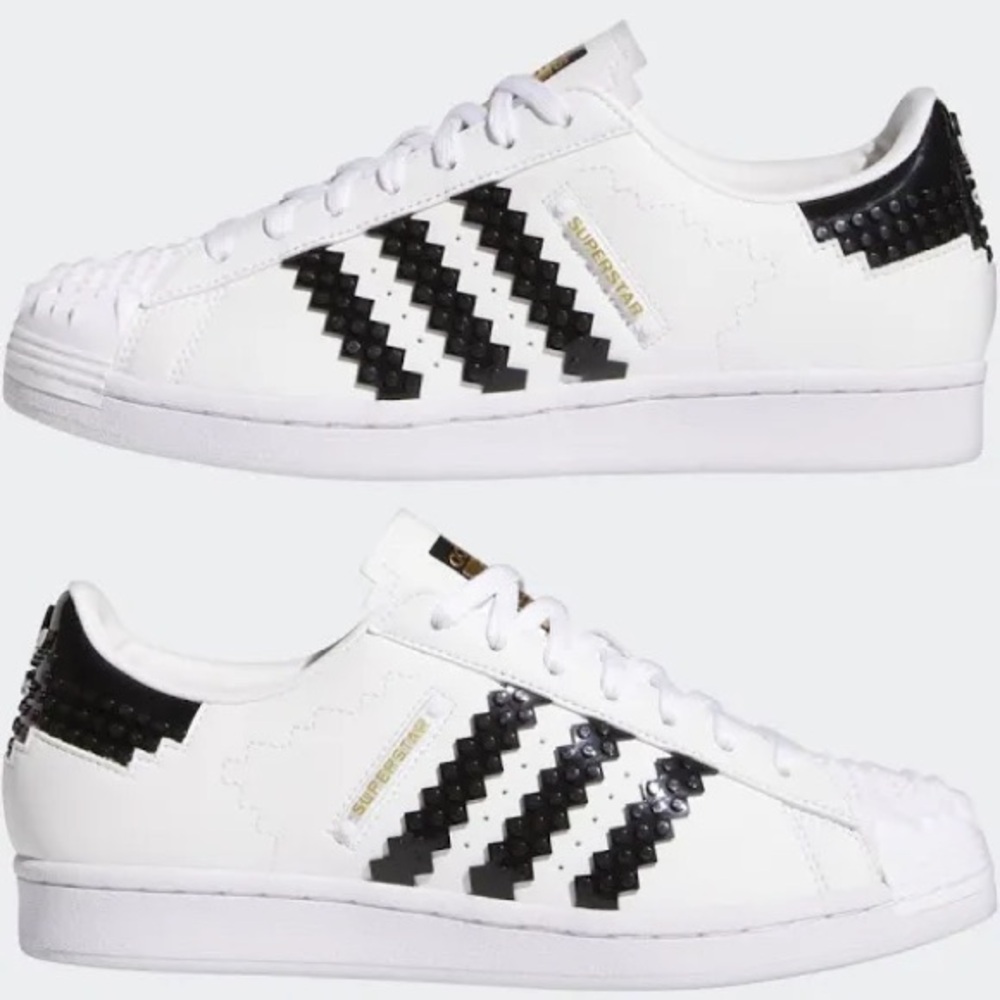 The LEGO x adidas Superstar EUC no Box